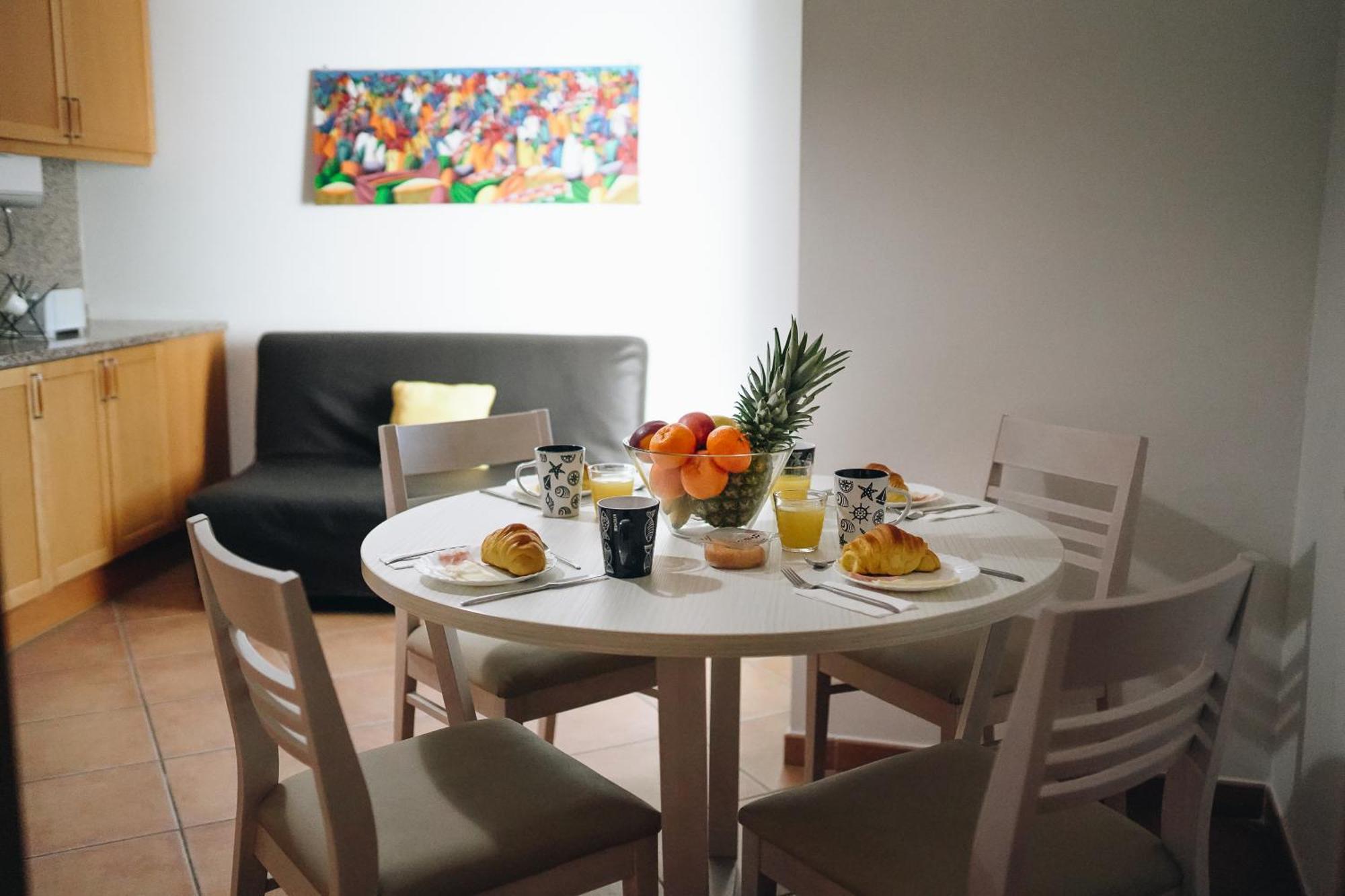 Wonderful Flats With Pool By Host Wise Appartement Albufeira